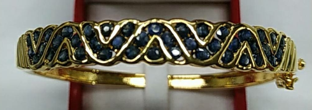 กำไลข้อมือพลอยไพลินแท้
