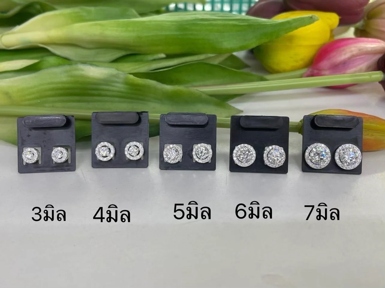 ต่างหูก้านเพชรล้อมเงินแท้