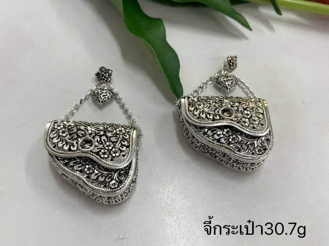 กระเป๋าเงินแท้